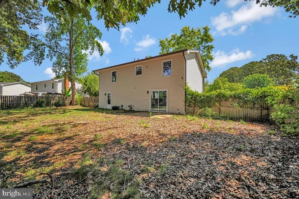 Photo of 409 UNIVERSITY DRIVE