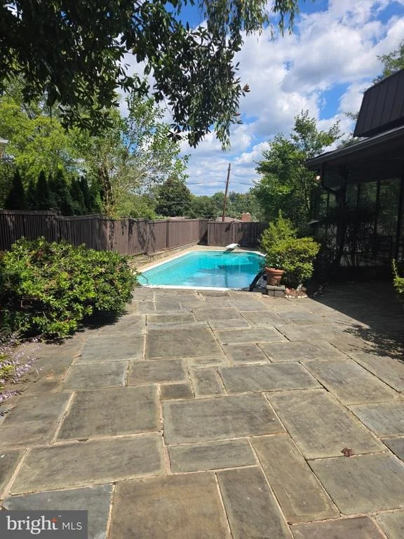 Photo of 3201 PAULINE DRIVE