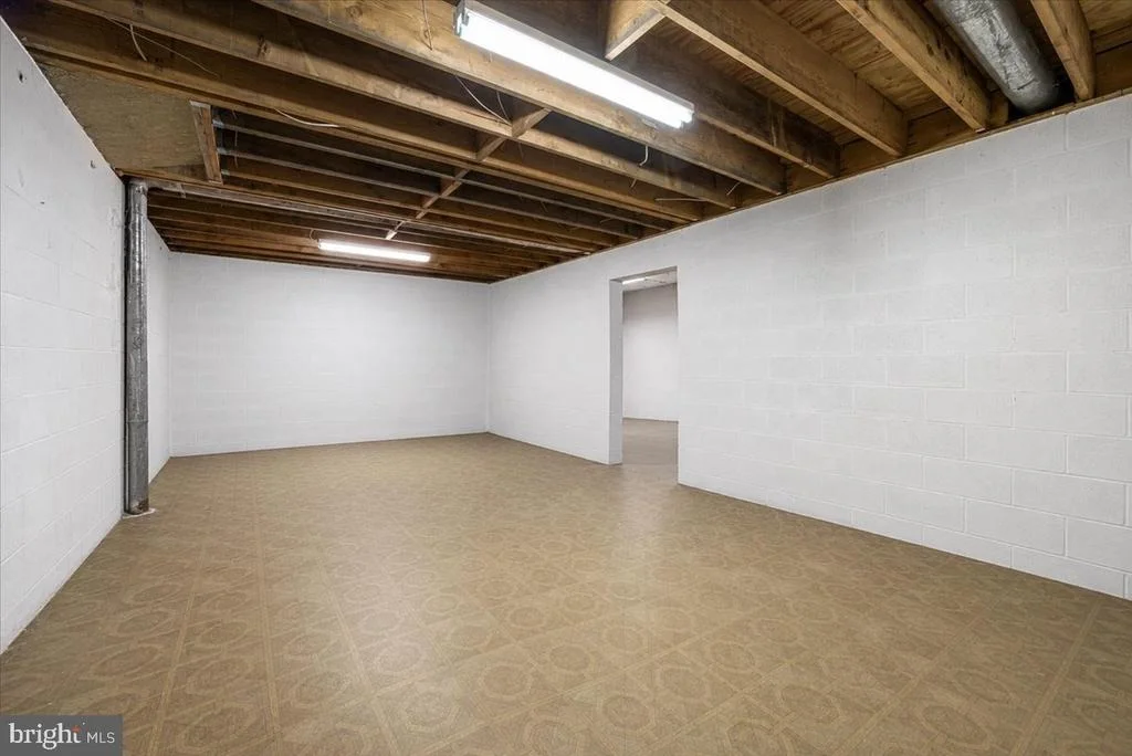 Photo of 10616 WILLOWBROOK DRIVE
