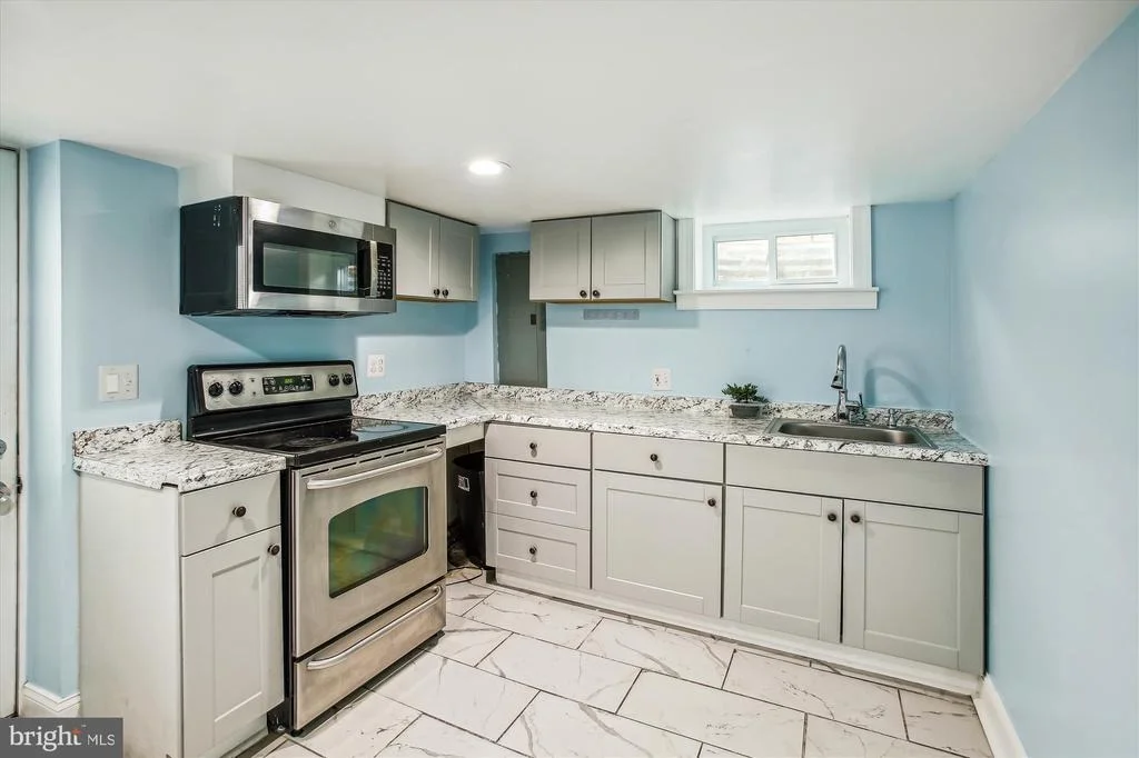 Photo of 904 OAK STREET