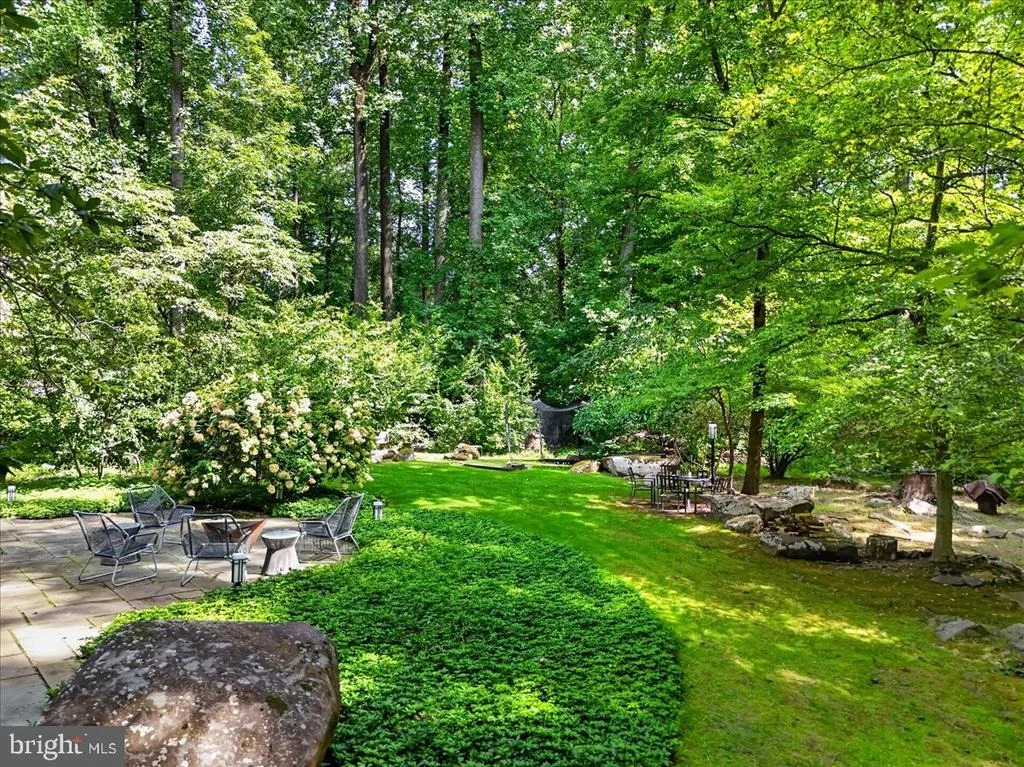 Photo of 24 WHITE OAK DRIVE