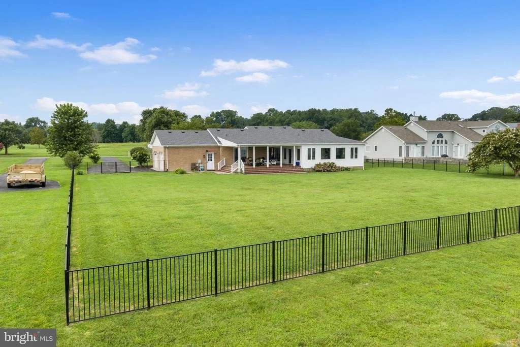 Photo of 339 POTOMAC DRIVE