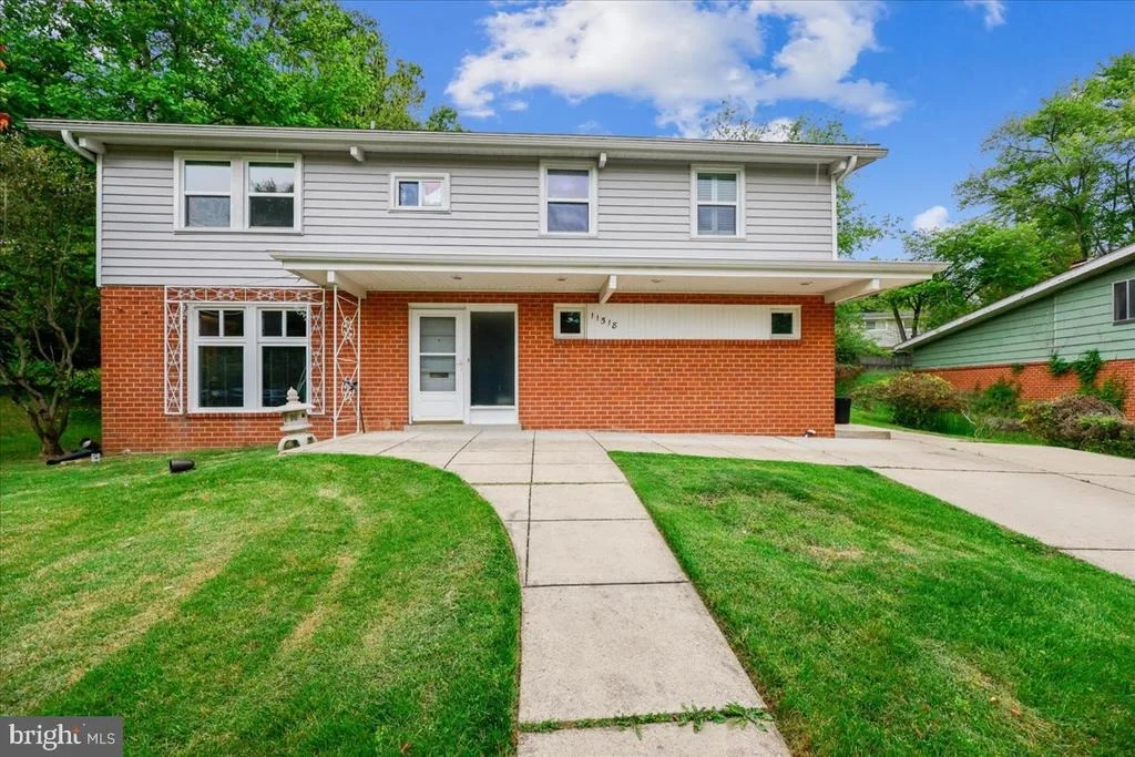 Photo of 11518 CHARLTON DRIVE