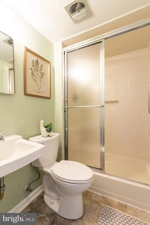 Photo of 232 LASTNER LANE