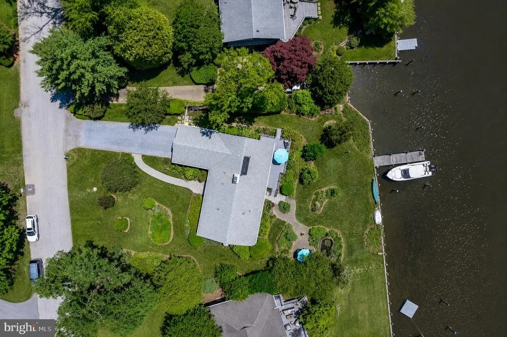 Photo of 615 CANAL LANE