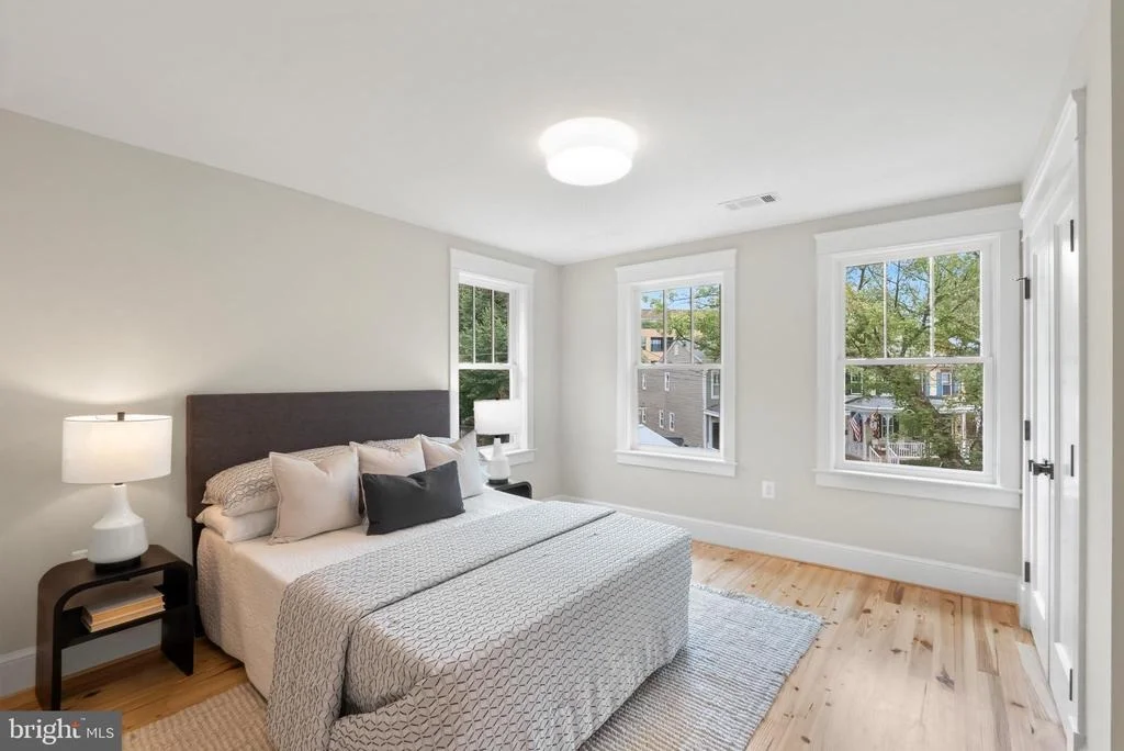 Photo of 48 MURRAY AVENUE