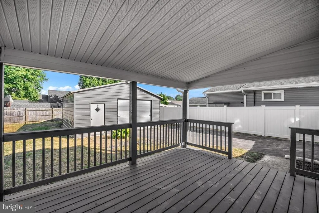 Photo of 183 KENWOOD ROAD