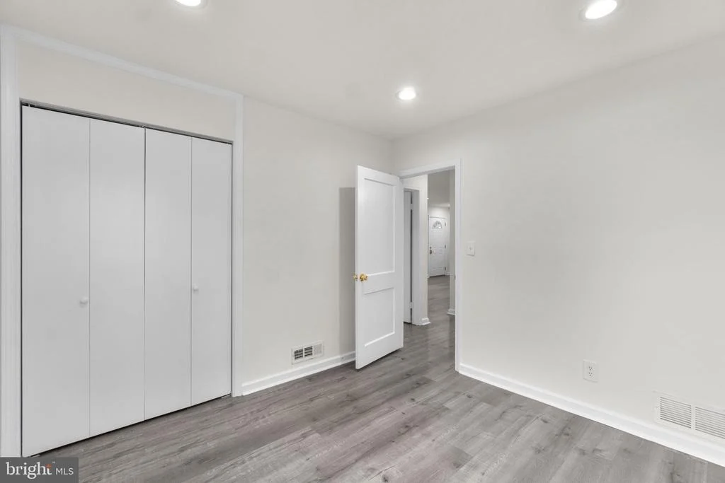 Photo of 3658 CLIFMAR ROAD