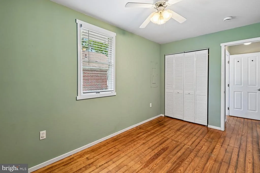 Photo of 302 LINDEN AVENUE