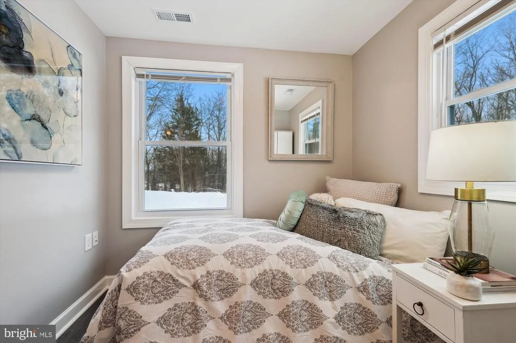Photo of 6411 DAVIS ROAD