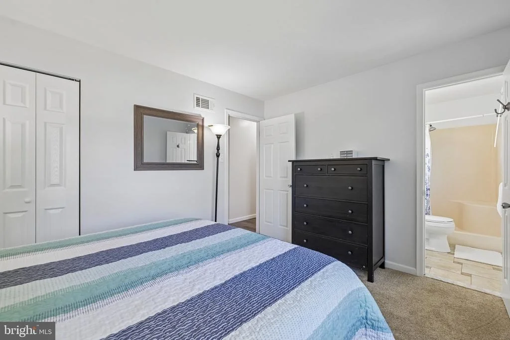 Photo of 904 HORIZON ROAD