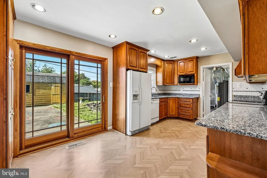 Photo of 4428 MIDDLE RIDGE DRIVE