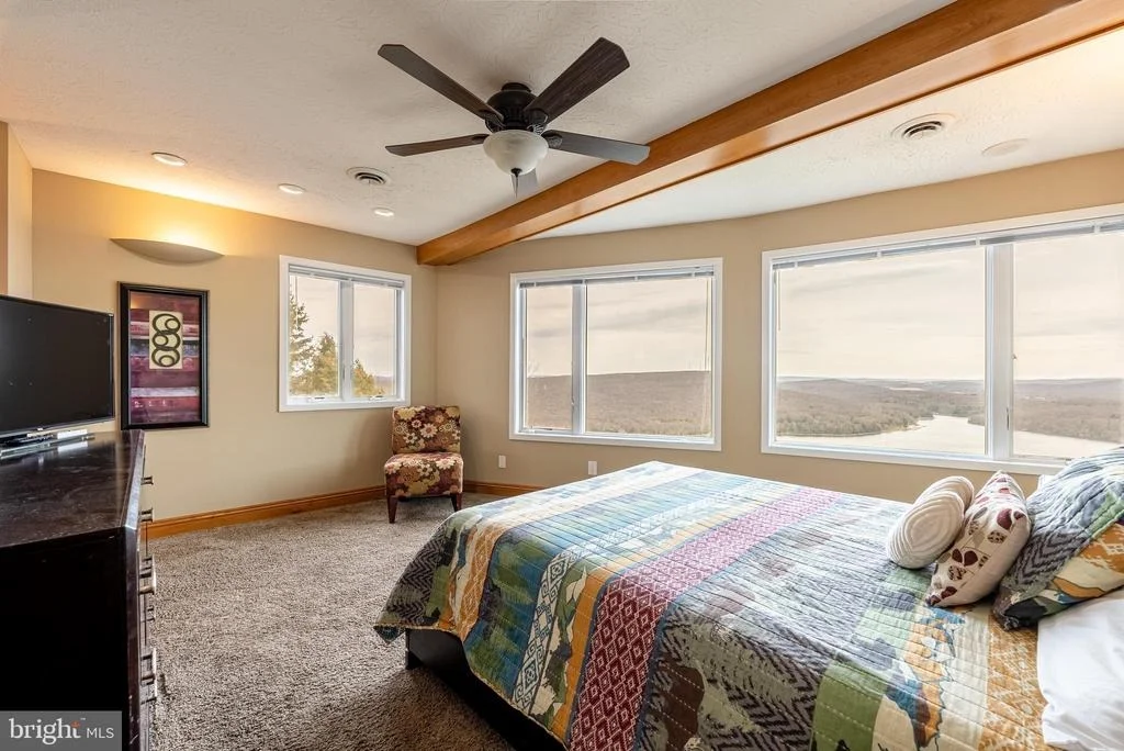 Photo of 1200 MOUNTAINVIEW DRIVE