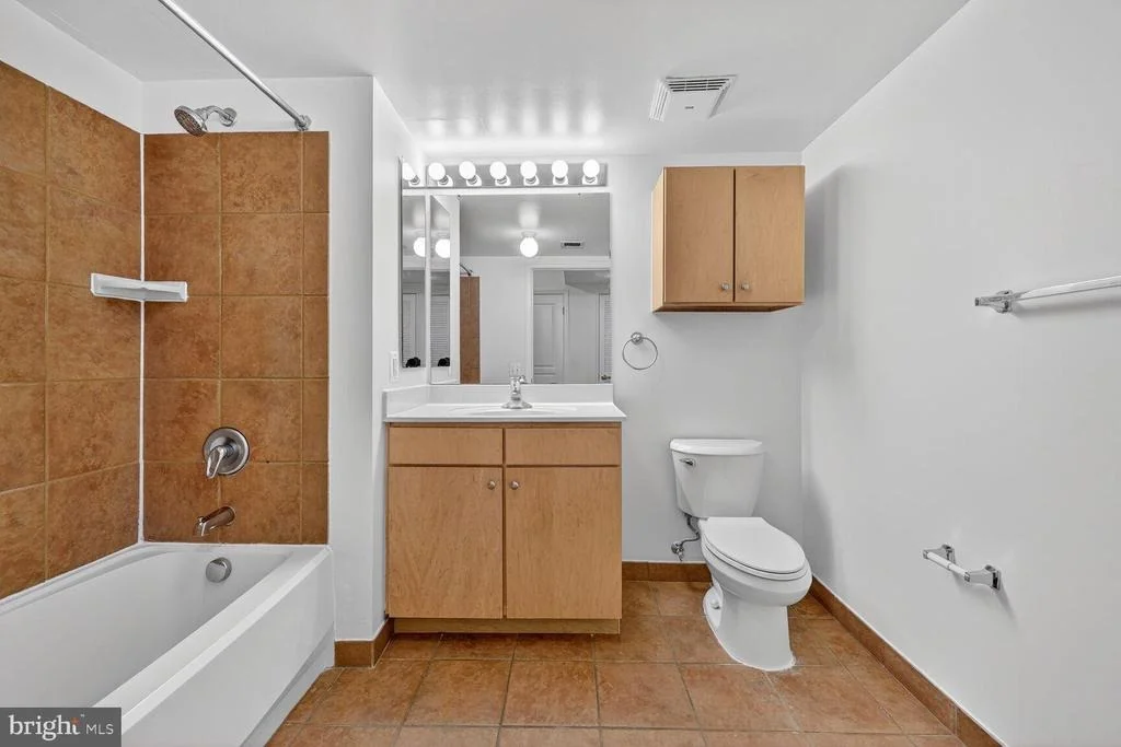 Photo of Unit 807 at 616 E STREET NW