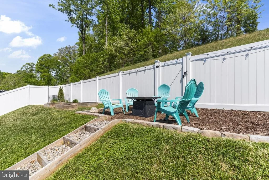 Photo of 2944 HERITAGE DRIVE