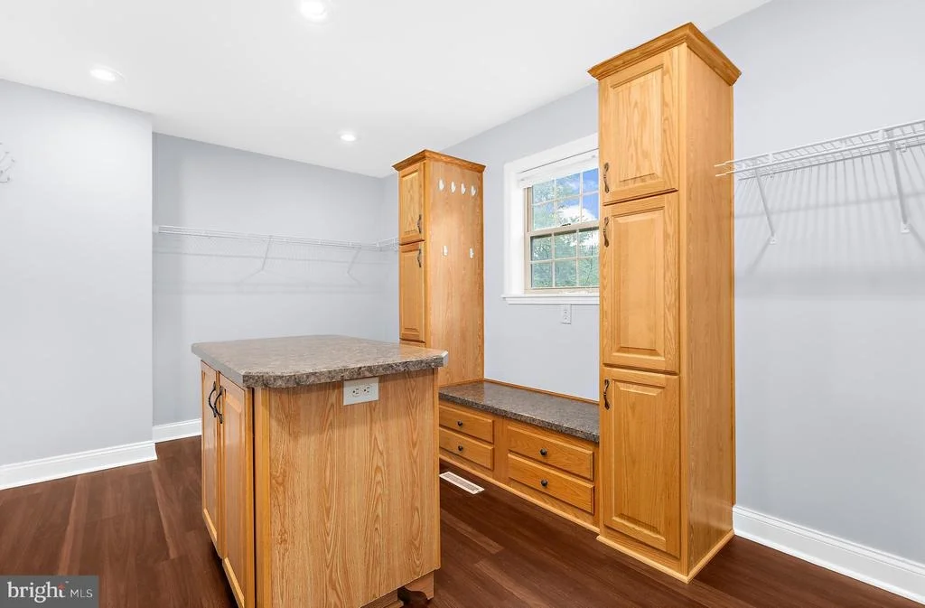 Photo of 7214 DOGWOOD ROAD
