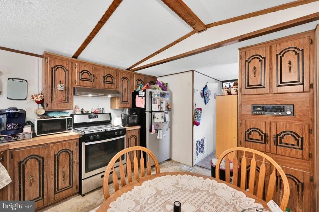 Photo of 25 WILLOW TREE LANE