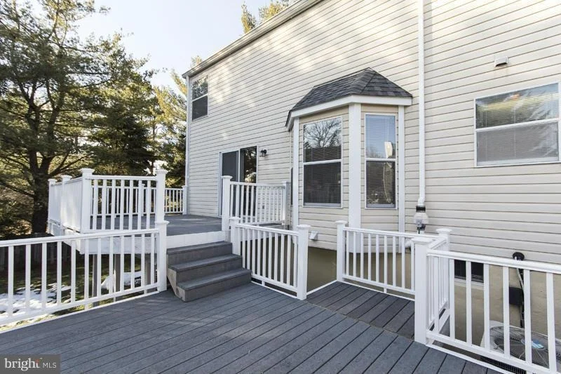 Photo of 10941 HILLTOP LANE