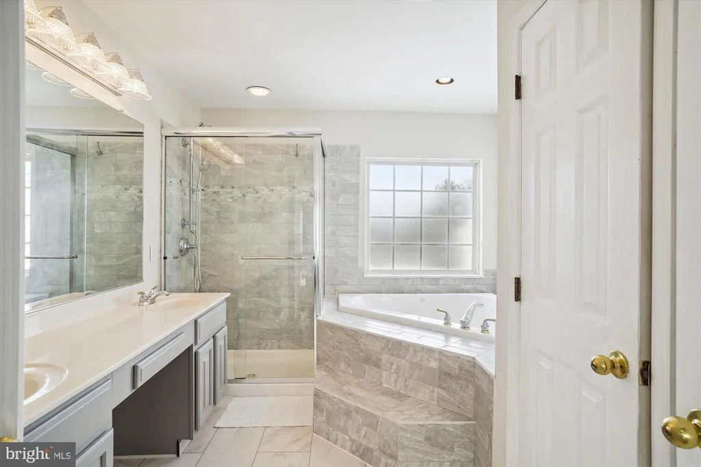 Photo of 11112 EAGLETRACE DRIVE
