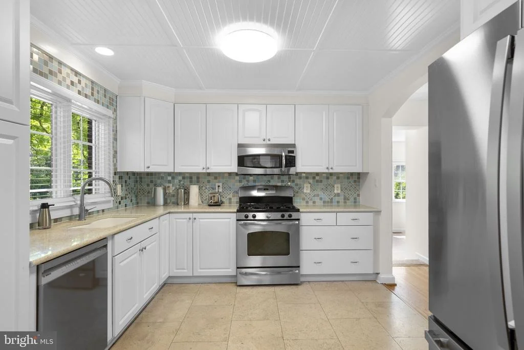 Photo of 10301 CRESTMOOR DRIVE