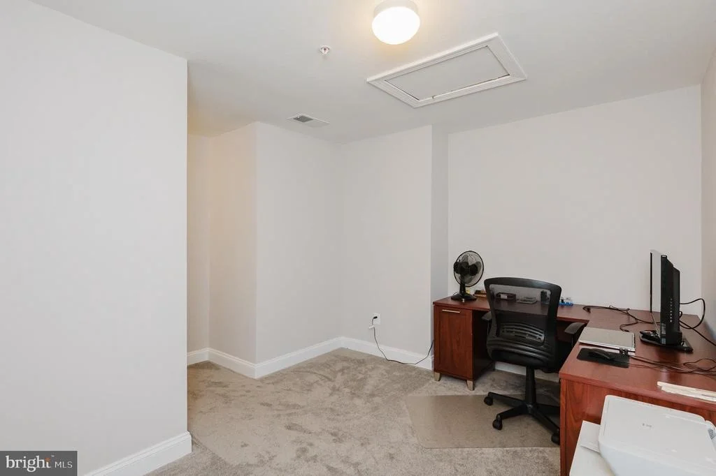 Photo of 355 TUFTON CIRCLE