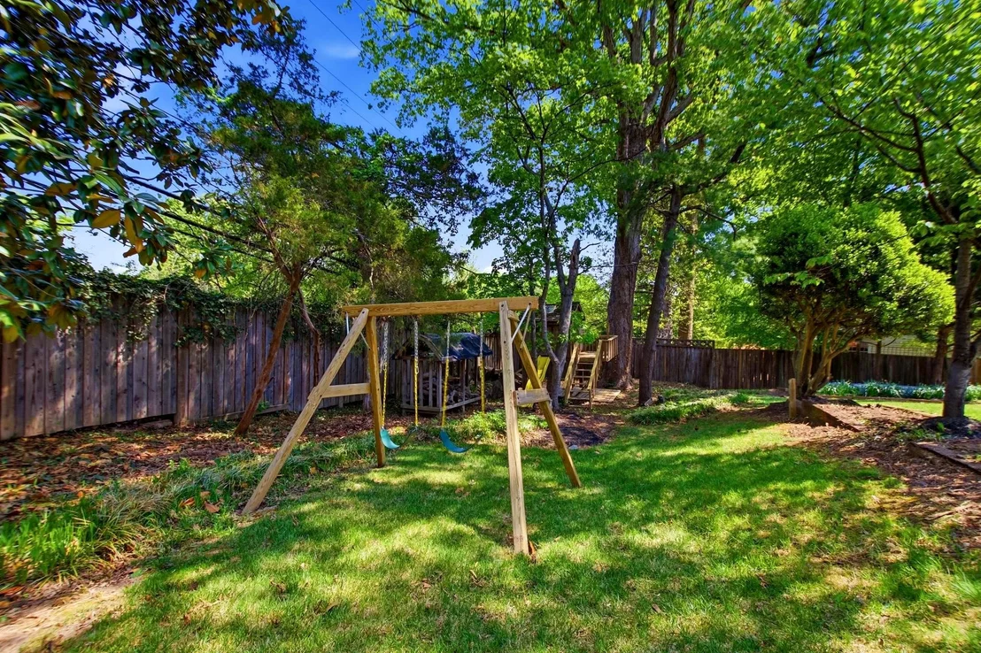 Photo of 7708 JANSEN DRIVE