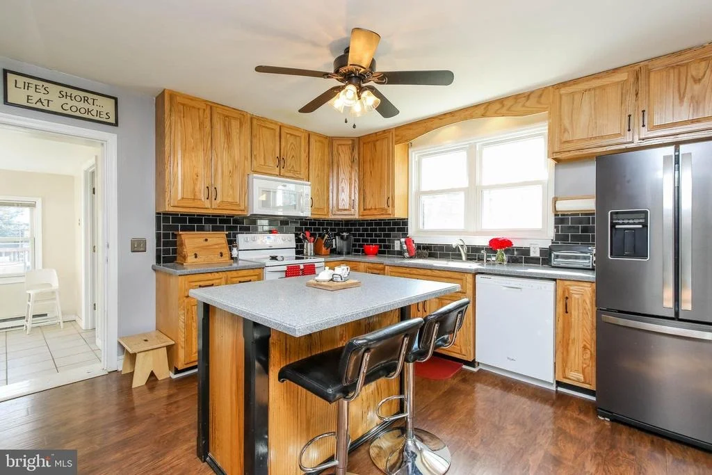 Photo of 5939 MEADOW ROAD