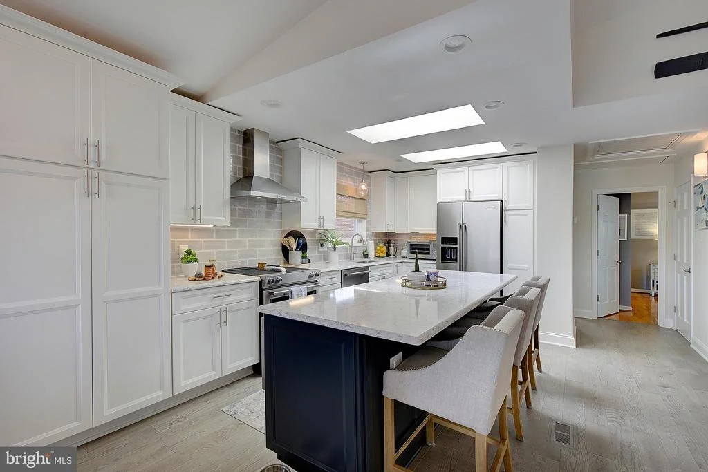 Photo of 1164 OAK VIEW DRIVE
