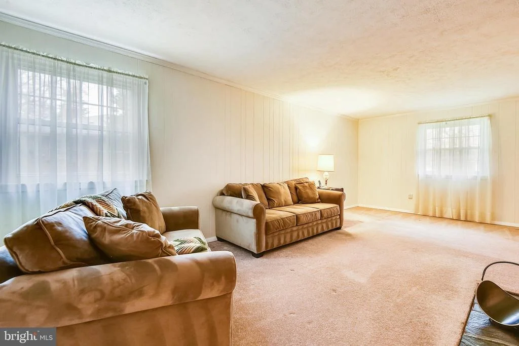 Photo of 3913 QUEEN MARY DRIVE