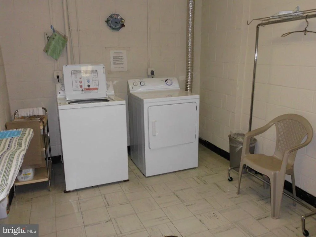 Photo of Unit 101F at 3642 GLENEAGLES DRIVE