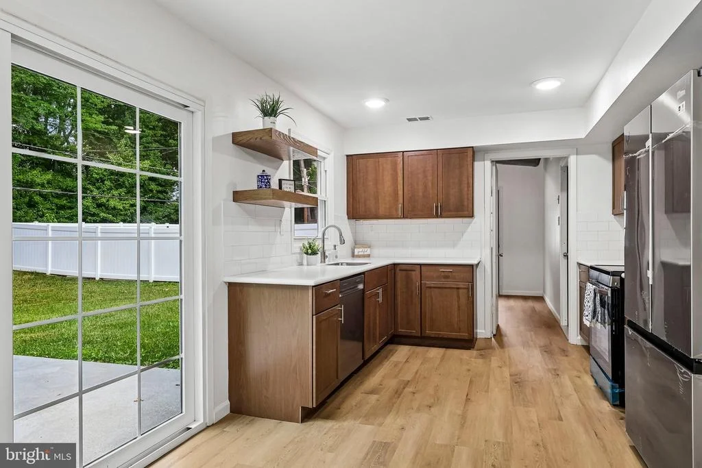 Photo of 86 E RIVER DRIVE