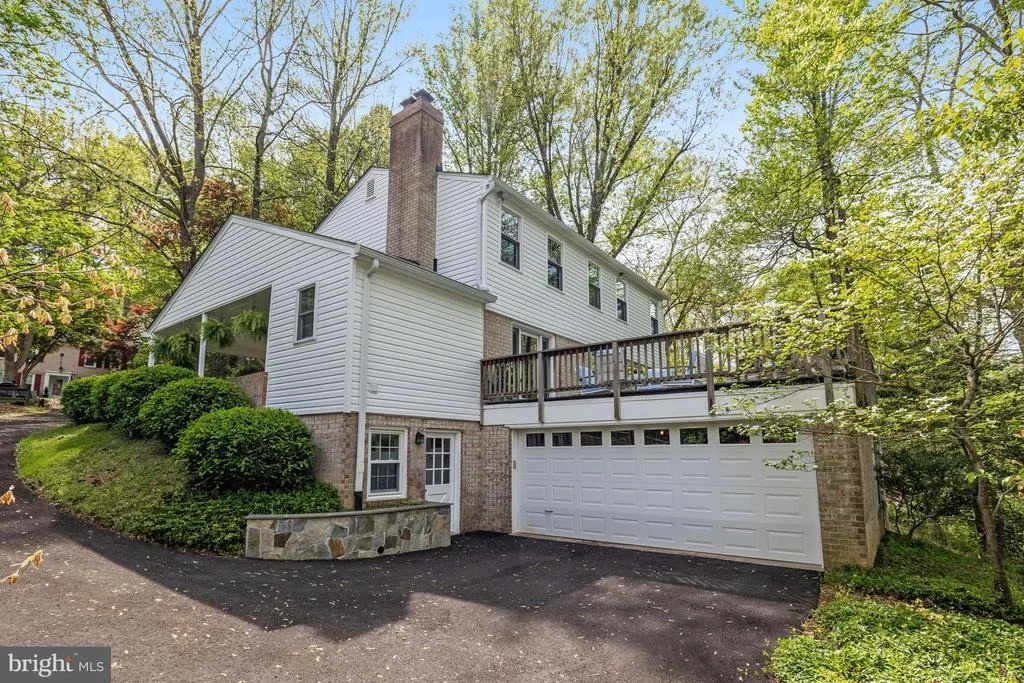 Photo of 11308 MYRTLE LANE