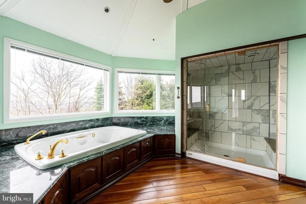 Photo of 1200 MOUNTAINVIEW DRIVE