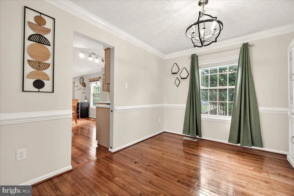 Photo of 701 ANGELWING LANE