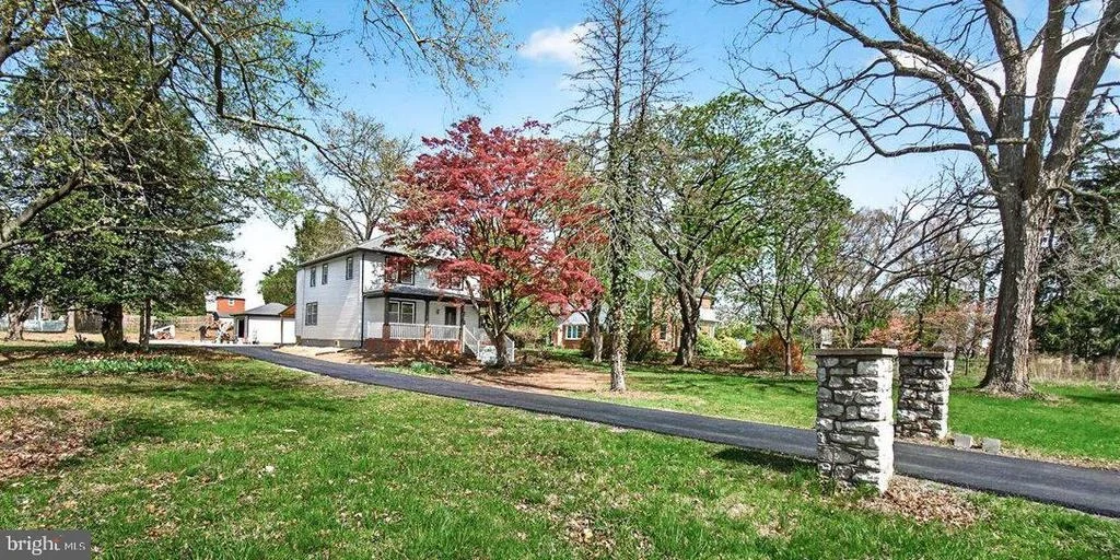 Photo of 629 WILSON PLACE