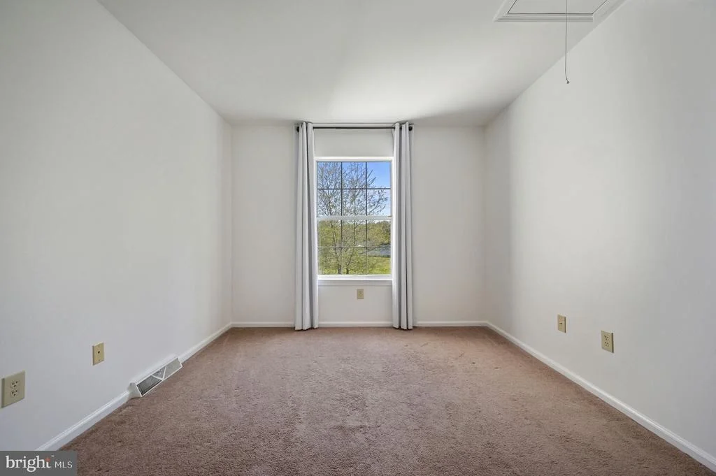 Photo of 47 GRISTMILL DRIVE