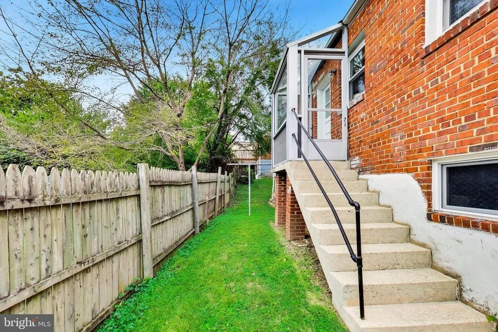 Photo of 1508 JASPER STREET