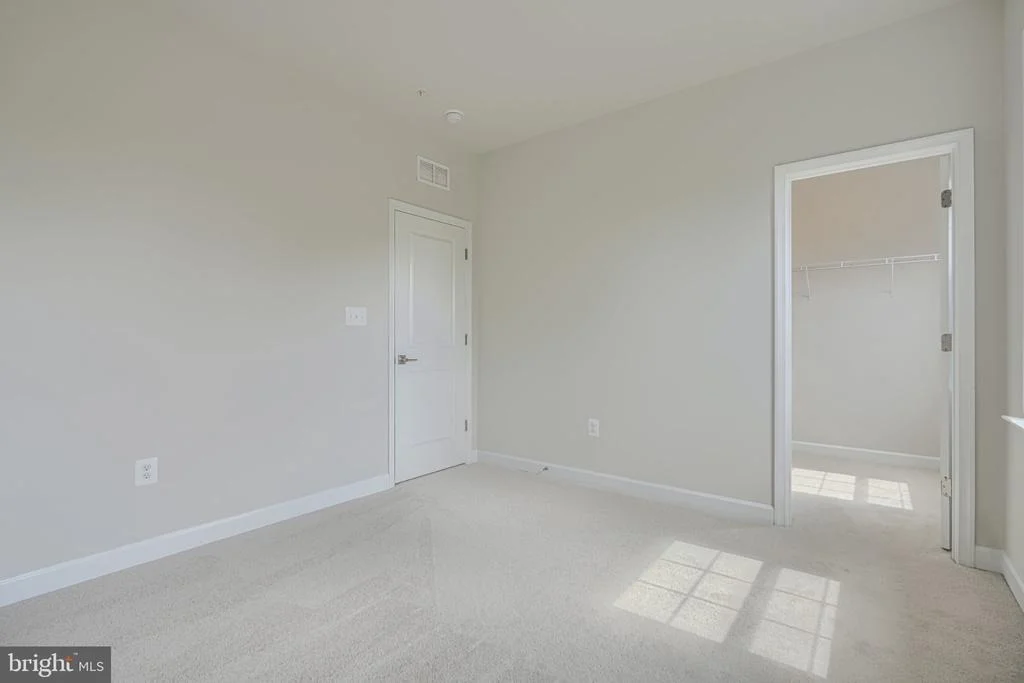 Photo of 6060 FLOREY ROAD
