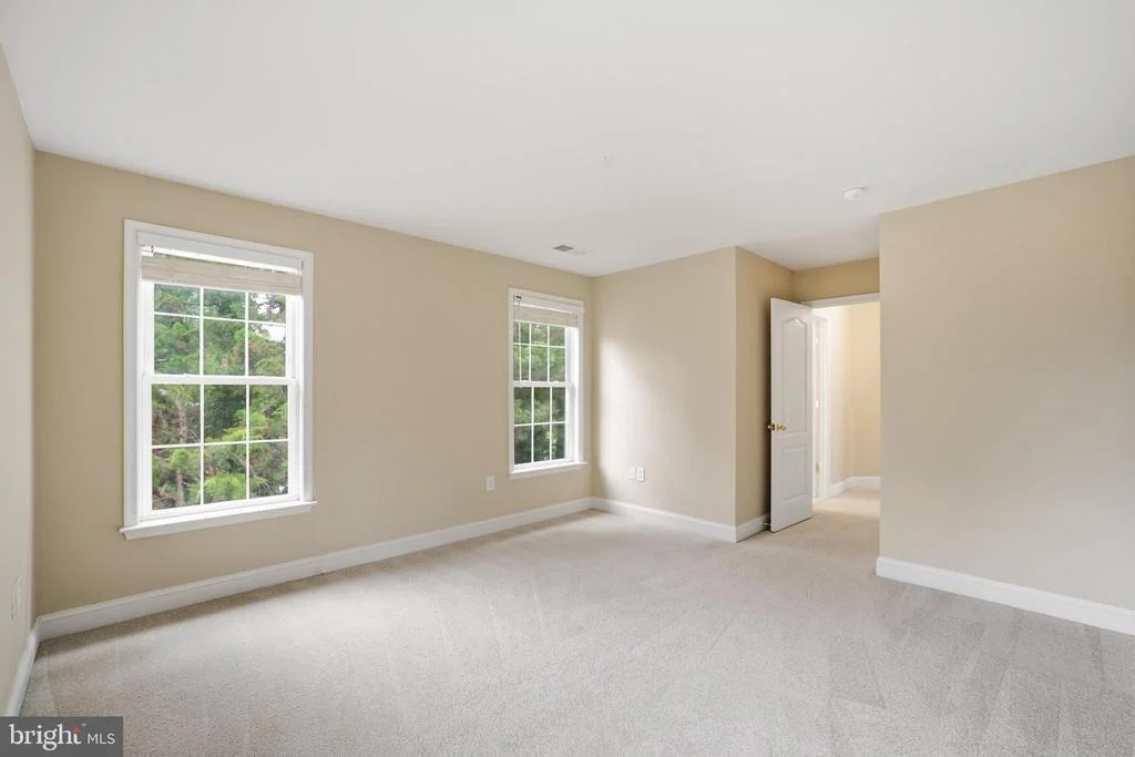 Photo of 10802 SECOND STREET