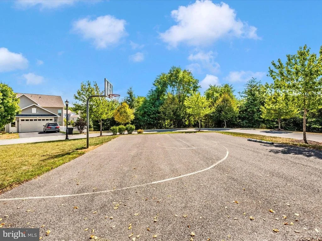 Photo of 724 POTOMAC VIEW PARKWAY