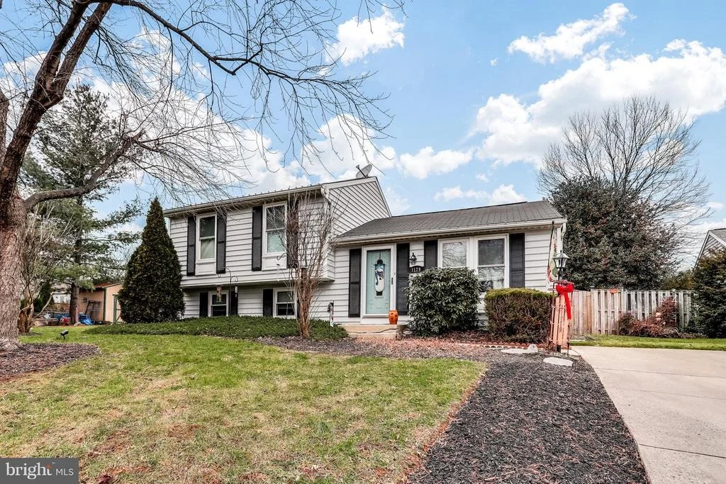 Photo of 1179 AVONDALE COURT