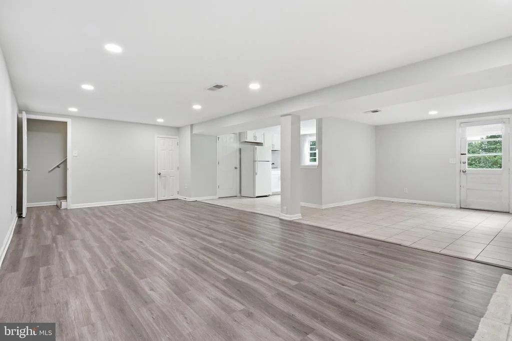 Photo of 6915 BRIARCLIFF DRIVE