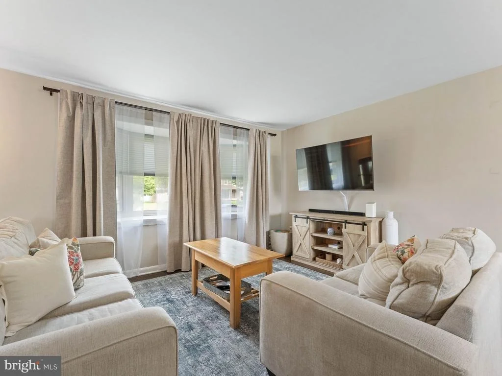 Photo of 52 LONGWOOD DRIVE