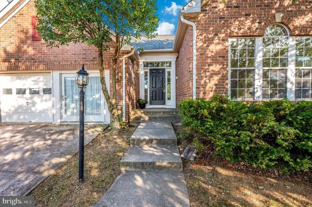Photo of 826 APACHE COURT