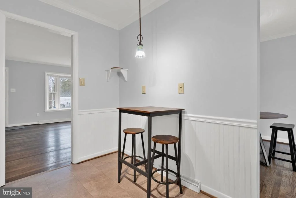 Photo of 1029 BROADVIEW ROAD