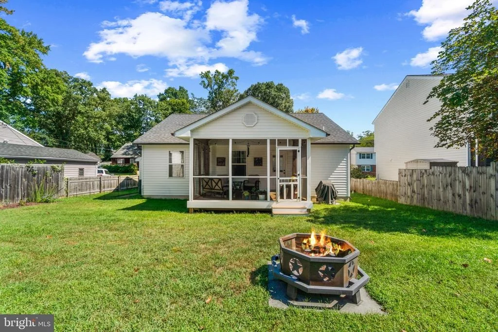 Photo of 1724 TACOMA ROAD