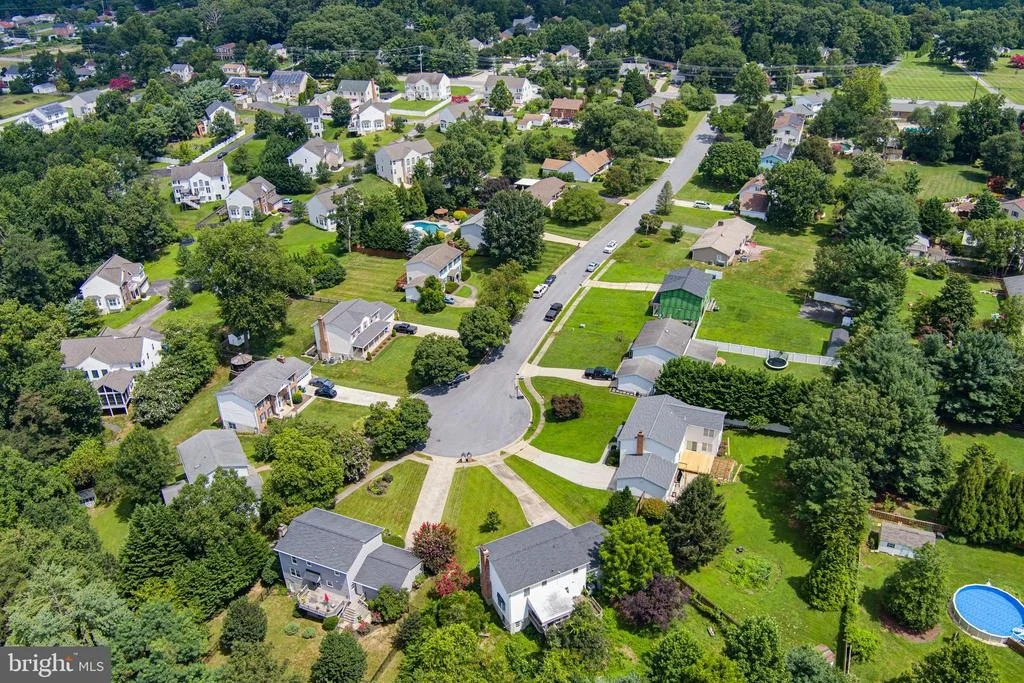 Photo of 8668 FELSVIEW DRIVE