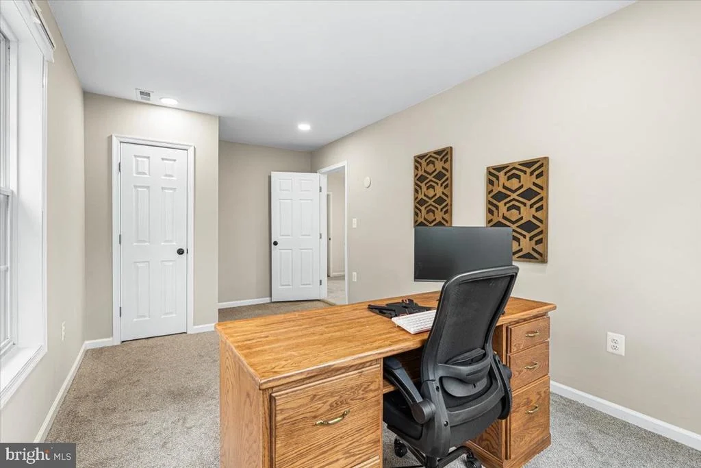 Photo of 2816 BALLENGER CREEK PIKE