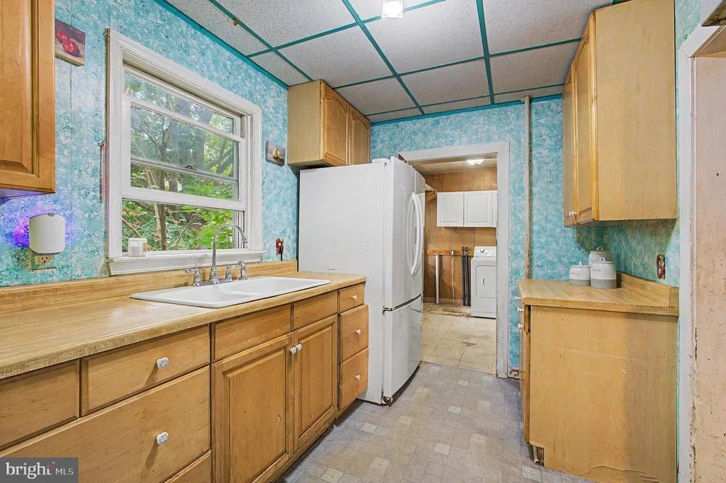Photo of 93 LOCUST AVENUE