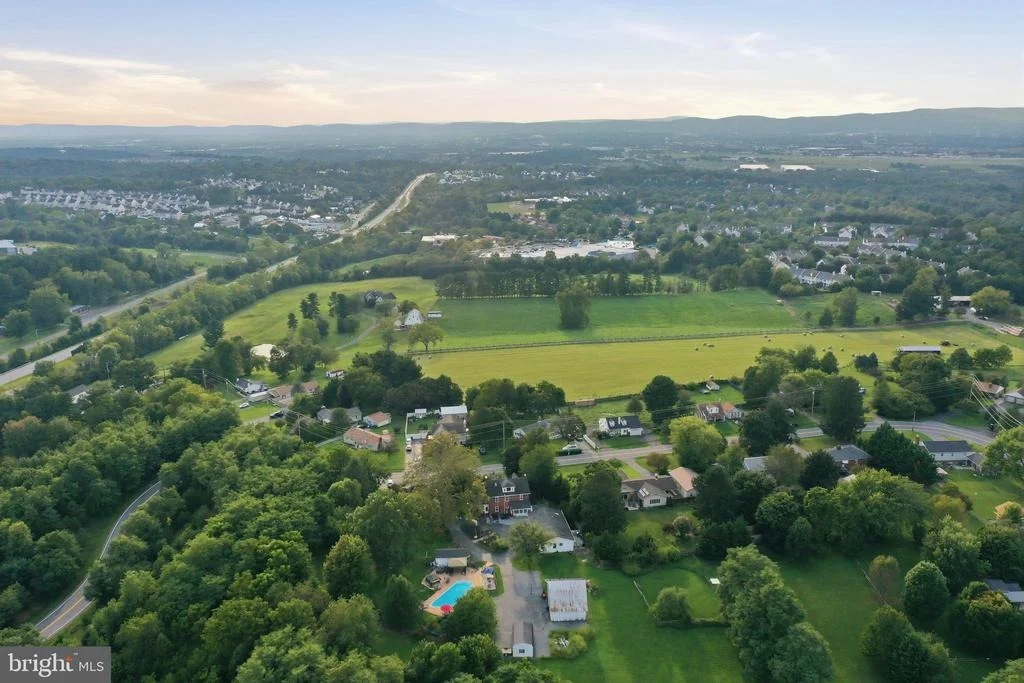 Photo of 5921 QUINN ROAD